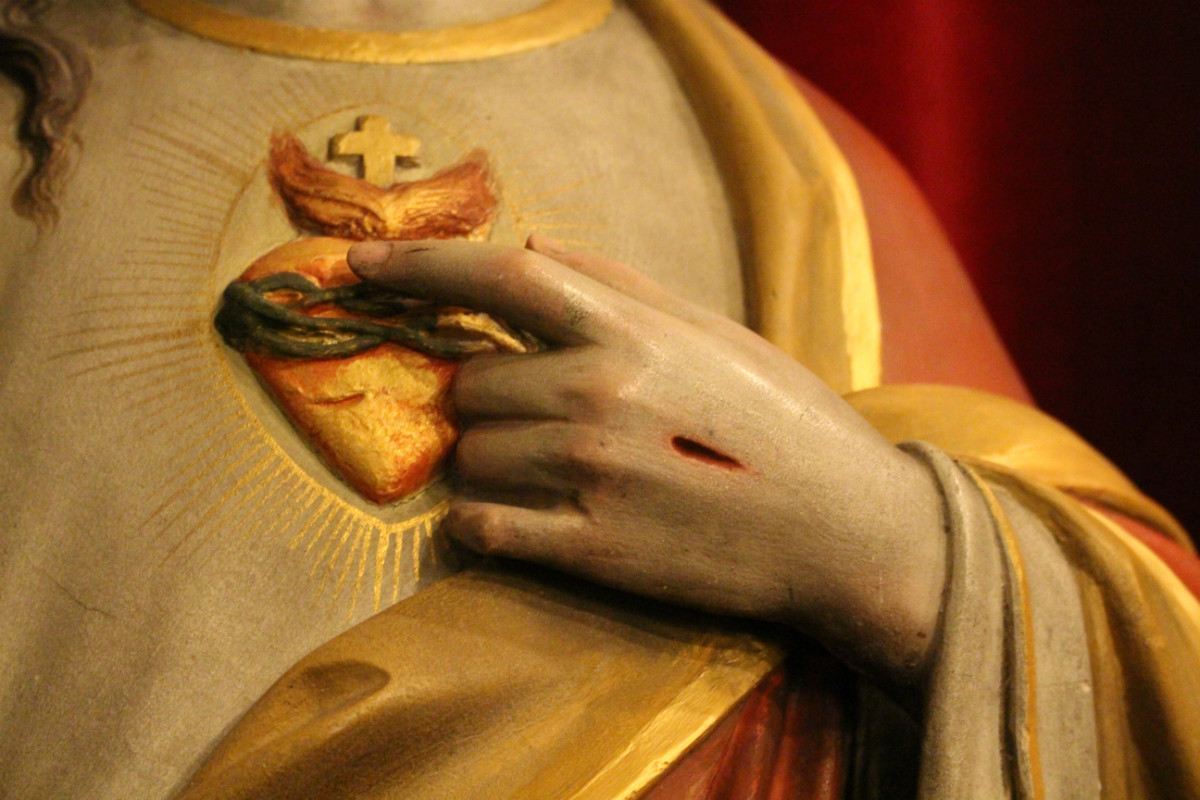 1  Sacred Heart Statue By Mayer Munich