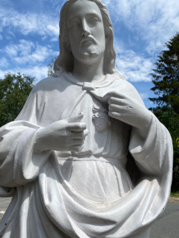 1  Sacred Heart Statue Suitable For Outdoor