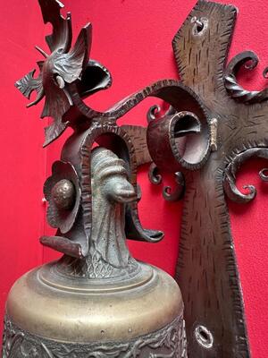 Sacristy Bell en Hand Forged - Iron Wall Bracket / Bronze Bell, Netherlands  19 th century