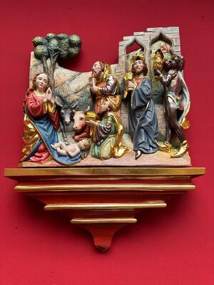 Sculpture Adoration By The Three Magi With Wall Pedestal en Carved - Wood / Polychrome / Gold Leaf Covered, Southern Germany 20 th century