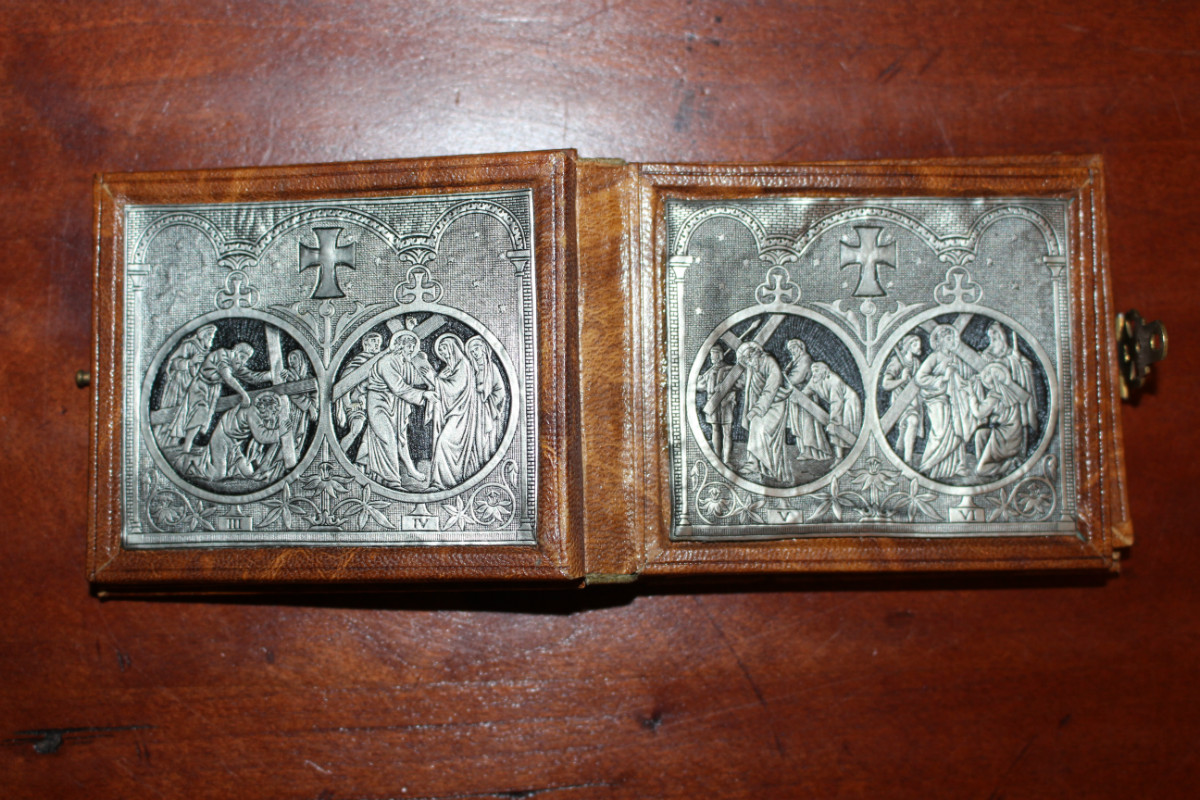 1  Small Series Stations Of The Cross To Travel