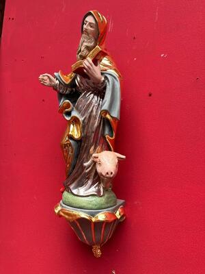 St. Anthony Abbot Sculpture With Hanging Pedestal en Carved - Wood / Polychrome / Gold Leaf Covered, Southern Germany 20 th century