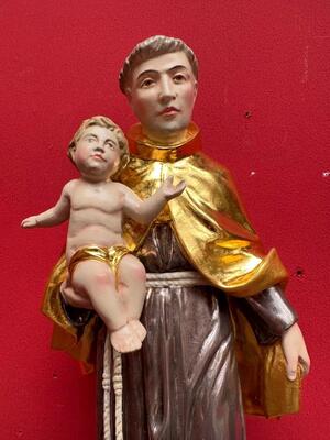 St. Anthony Of Padua Sculpture With Hanging Pedestal en Carved - Wood / Polychrome / Gold Leaf Covered, Southern Germany 20 th century