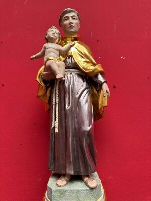 St. Anthony Of Padua Sculpture With Hanging Pedestal en Carved - Wood / Polychrome / Gold Leaf Covered, Southern Germany 20 th century