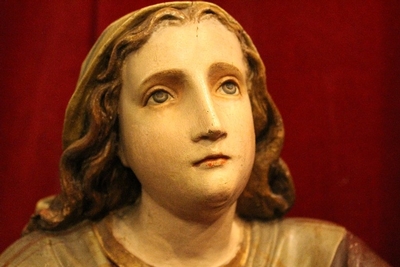 St. Bernadette Statue en fully hand-carved wood  polychrome , Italy 20th century ( anno 1915 )