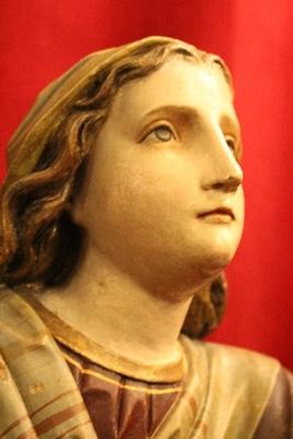 St. Bernadette Statue en fully hand-carved wood  polychrome , Italy 20th century ( anno 1915 )