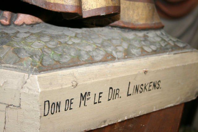 1  St. Fransiscus Statue