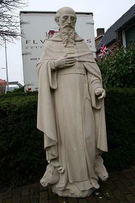 St. Gerlachus en hand-carved sandstone, Belgium 19th century