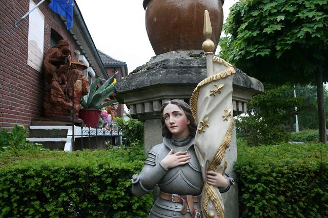 1  St. Jeanne D Arc Statue