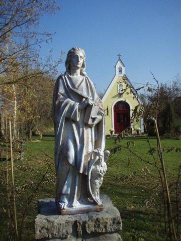 1  St. Johannes Statue
