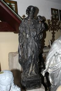 St. Joseph Statue With Child en Cast Iron, France 19th century