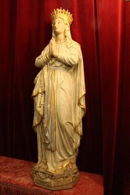 St. Mary Lourdes Statue en Terra-Cotta polychrome, France 19th century ( anno 1875 )