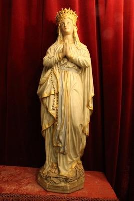 St. Mary Lourdes Statue en Terra-Cotta polychrome, France 19th century ( anno 1875 )