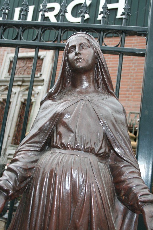 1  St Mary Statue