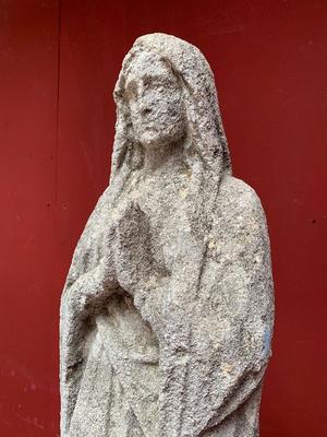St. Mary Statue en Hand - Carved Sandstone, Hungary 19th century ( anno 1890 )