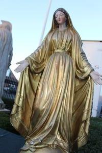 St. Mary Statue en wood polychrome / Gilt, France 18 th century