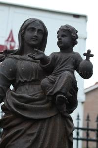 St. Mary Statue en CAST IRON, France 19th century