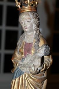 St. Mary With Child en wood polychrome, 18 th century