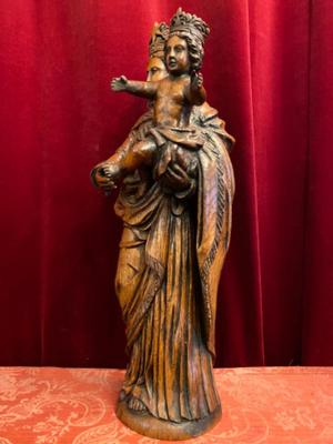 St. Mary With Child  en Oak wood, France 19 th century