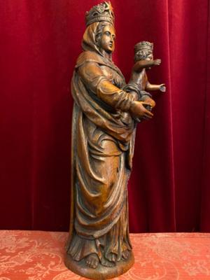 St. Mary With Child  en Oak wood, France 19 th century