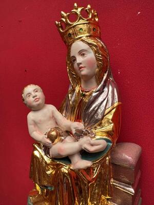 St. Mary With Child Sculpture With Hanging Pedestal. en Carved - Wood / Polychrome / Gold Leaf Covered, Southern Germany 20 th century