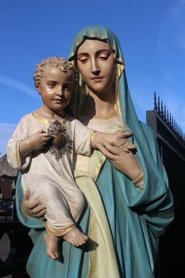 St Mary With Child Signed: Henri Gerard Namur en Terra-Cotta polychrome, Belgium 19th century