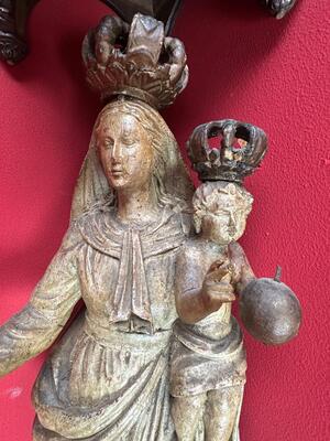 St. Mary With Child With Matching Pedestal And Baldachin en Fully Hand Carved - Wood, 18 th century