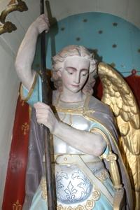 St. Michael Statue en Terra-Cotta polychrome, France 19th century