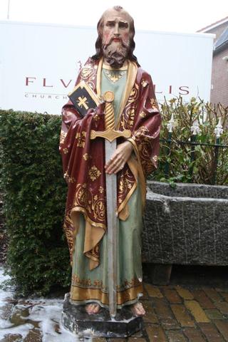 1  St. Paulus Statue.