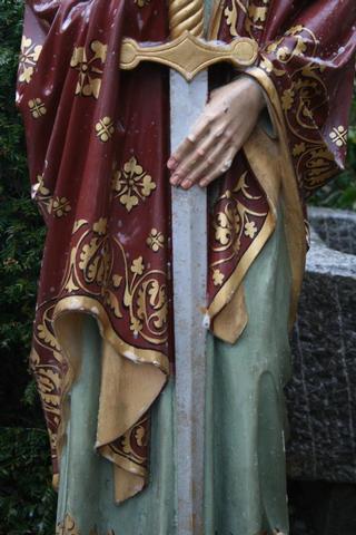 1  St. Paulus Statue.