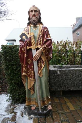 1  St. Paulus Statue.