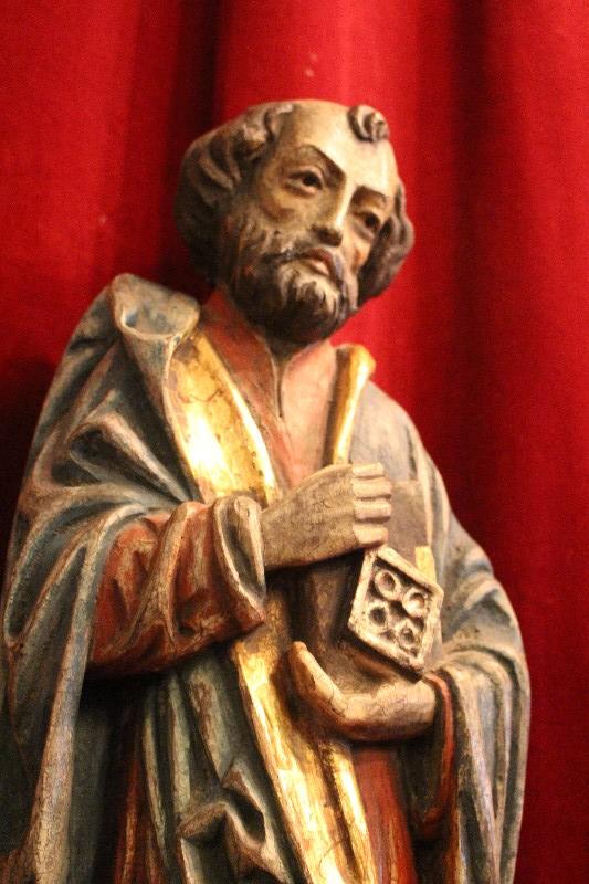 1  St. Petrus Statue