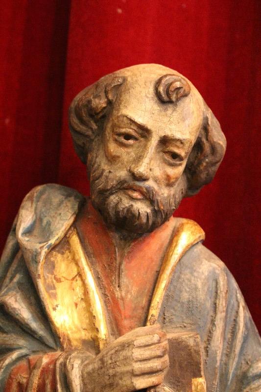 1  St. Petrus Statue