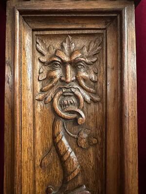 Standing Pedestal en Wood Oak, 19 th century