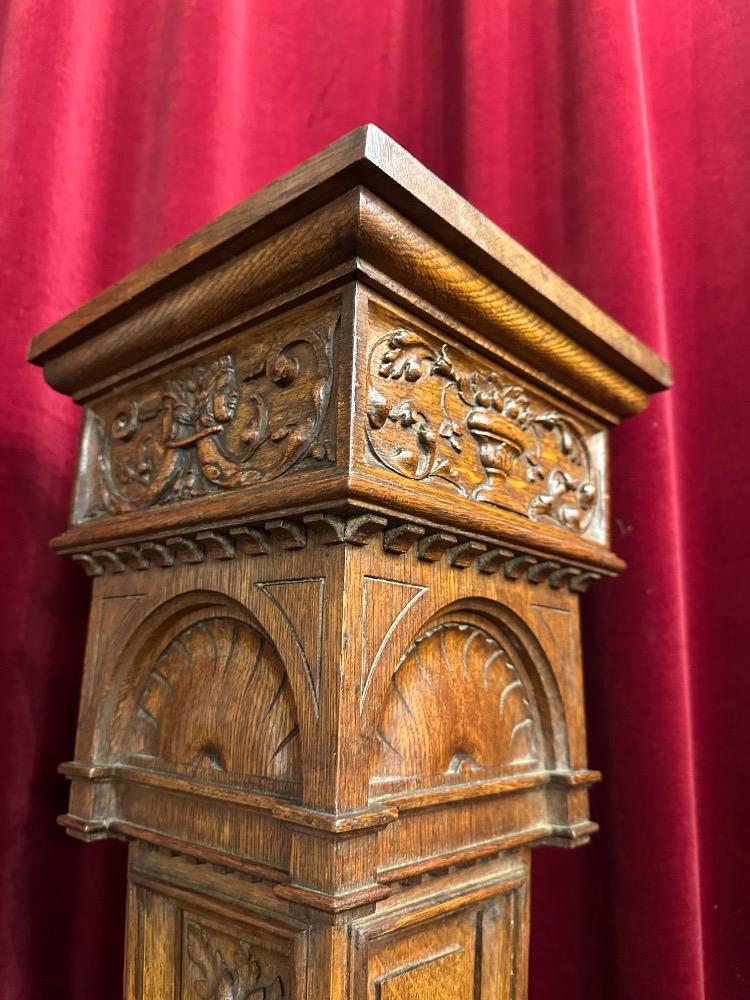 1  Standing Pedestal