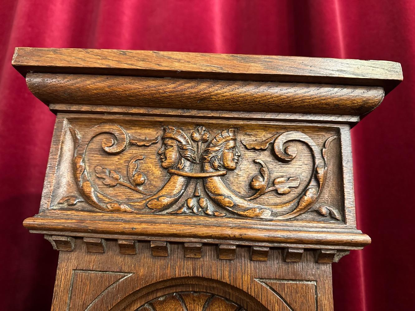 1  Standing Pedestal