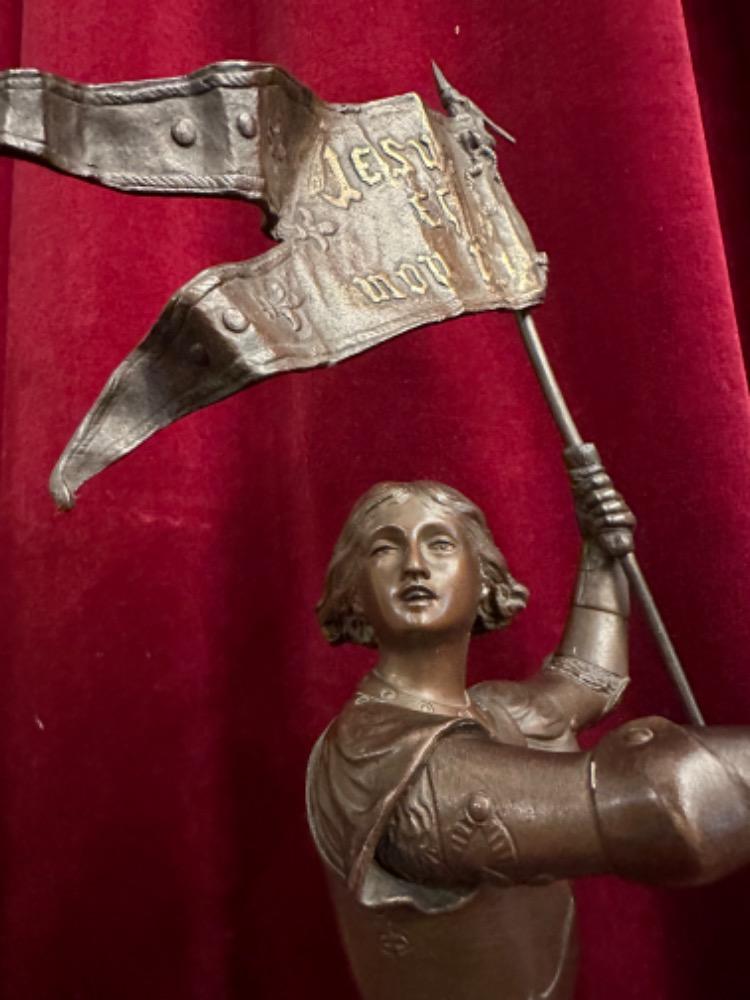 1  Statue Jeanne D'Arc