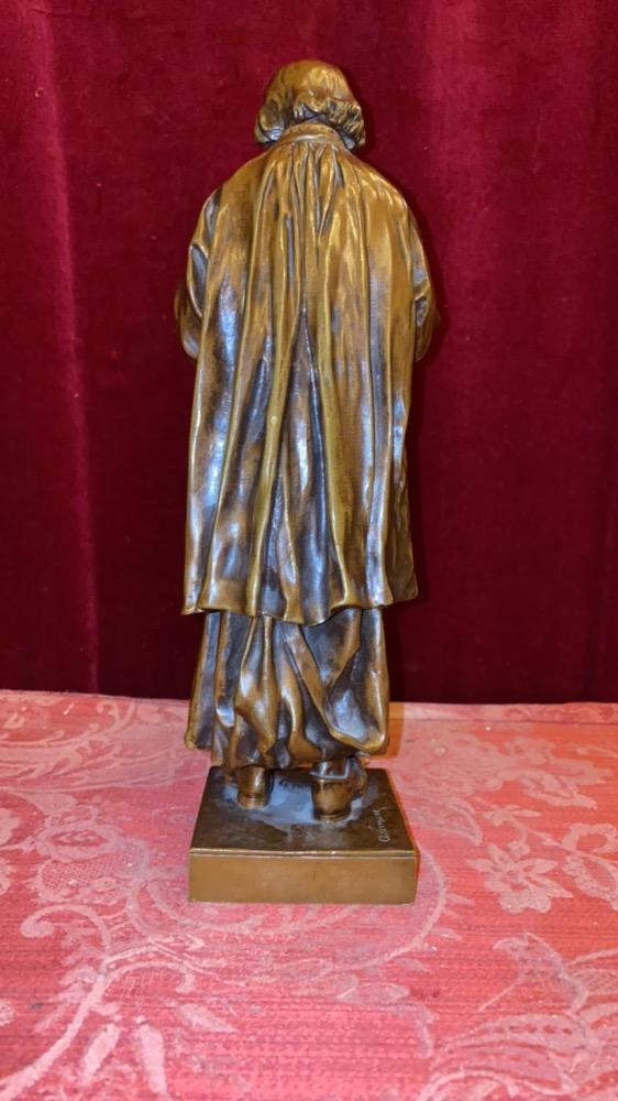 1  Statue John Marie Vianny Signed : André CéSar Vermare (1869-1949) Bronze