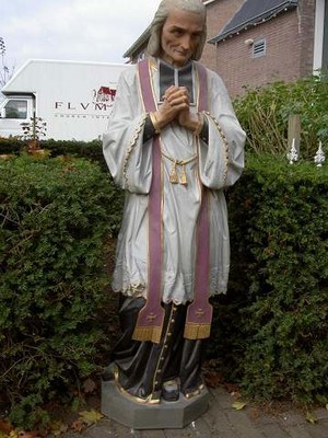 1  Statue St. John Vianney