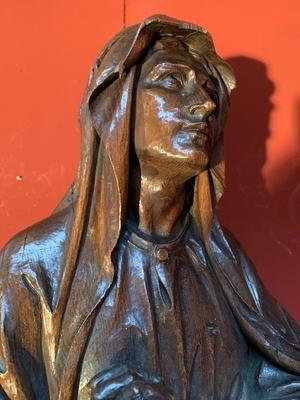 Statue St. Mary Under The Cross. Signed J.V. At Genk en hand-carved wood Oak, Genk - Belgium