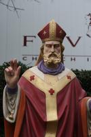 Statue St.Nicholas en Plaster Polycrome, Belgium 19th century