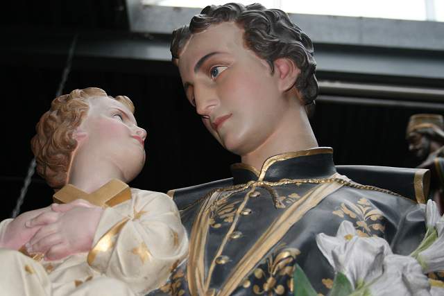 1  Statue St. Stanislaw Kostka