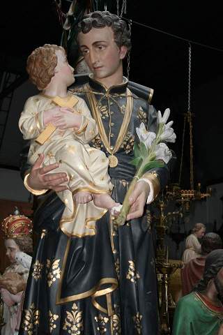 1  Statue St. Stanislaw Kostka