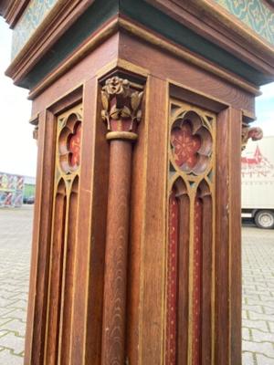 Statue Stand en Oak wood, Belgium 19 th century