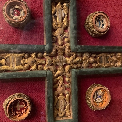 Stunning Reliquary Containing An Ex-Ligno-Relic Of The True Cross And Relics Of Multiple Saints. Original Documents Most Probably Inside. France 19TH CENTURY (ABOUT 1830).