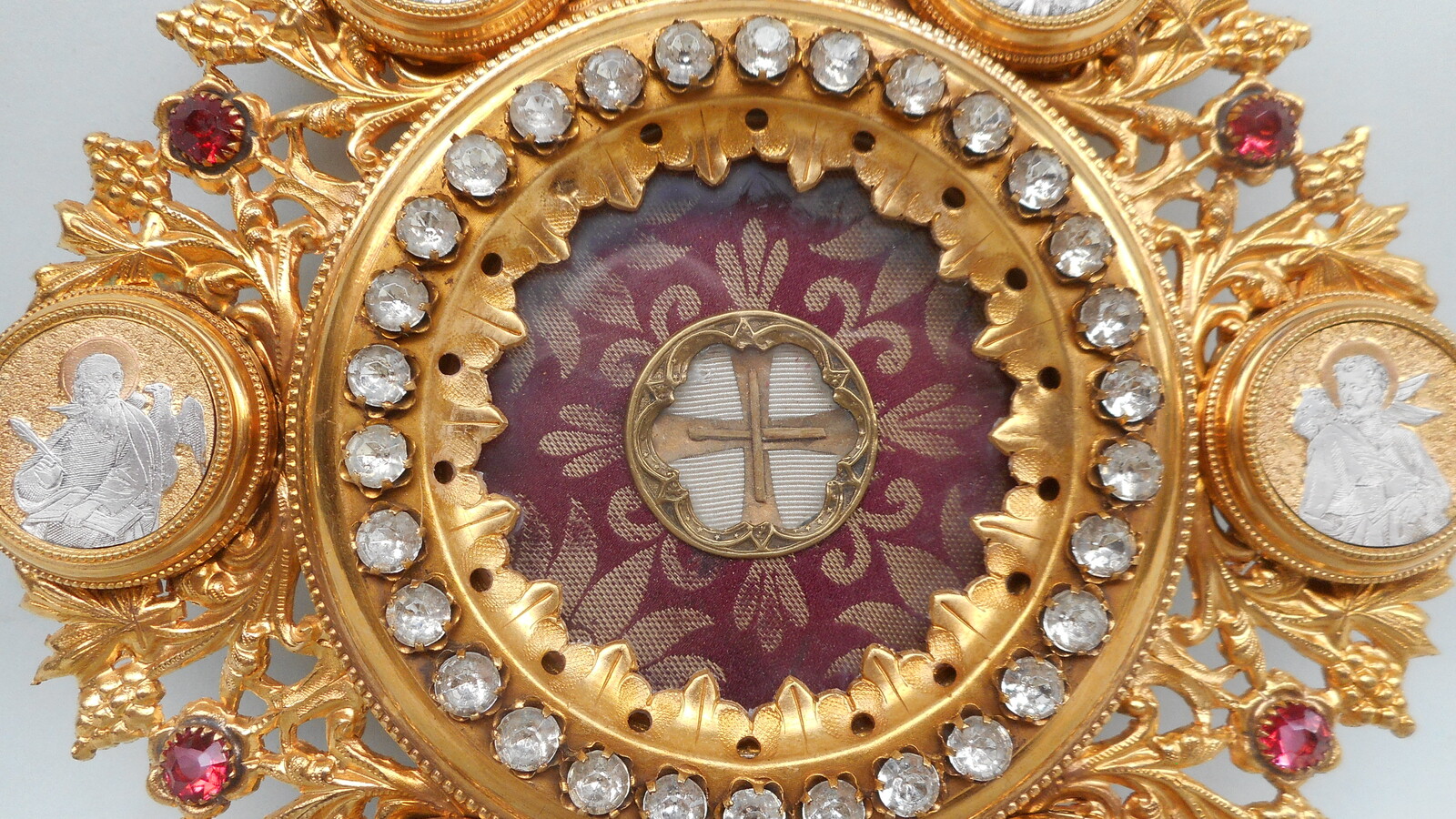 1  Stunning Reliquary Relic Of The True Cross Originally Sealed