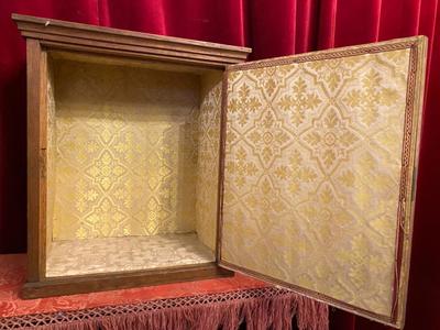 Tabernacle. en Oak wood, Belgium 19 th century ( Anno 1865 )
