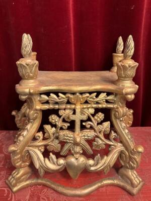 Tabor en Hand - Carved Wood / Gilt, Belgium  19 th century