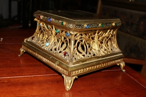 Tabor en Bronze / Gilt, France 19th century