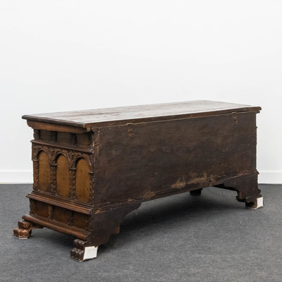 Trunk en Wood, Southern Germany 18th century